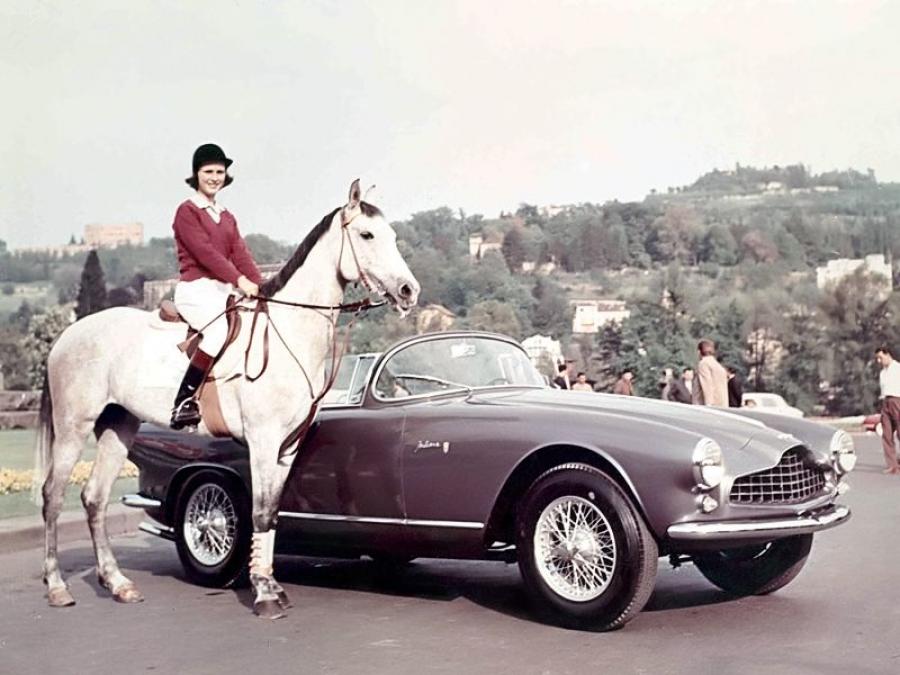  Aston Martin DB2/4 Cabriolet (LML/762) 1955 года  (фото 3 из 6)